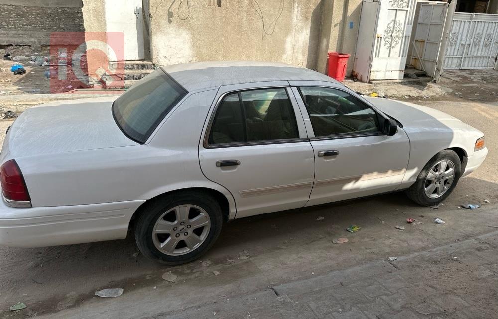 فورد كراون فيكتوريا